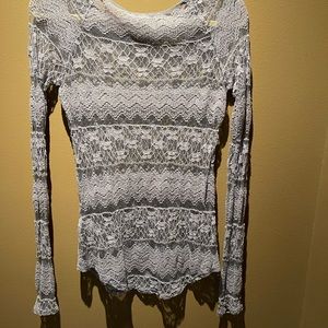 Kimchi Blue dainty lace shirt